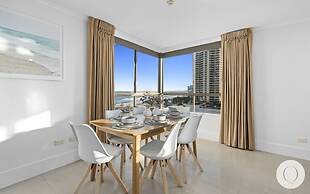 Top of the Mark - Q Stay