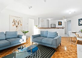 Top of the Mark - Q Stay