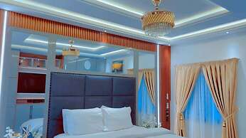 Kamara Lakeview Hotel