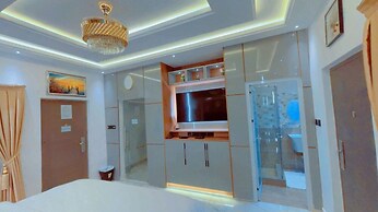 Kamara Lakeview Hotel