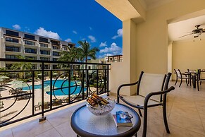 Beautiful 2BR Condo w Great Amenities Palmbeach