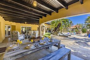 Luxury 4br4ba Villa w Hottub Pool Ocean Views