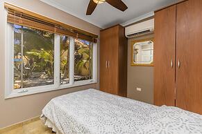 Luxury 4br4ba Villa w Hottub Pool Ocean Views