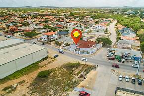 Remodeled 6BR - Privatepool Gameroom Close2beach