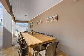 Remodeled 6BR - Privatepool Gameroom Close2beach