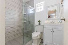 Remodeled 6BR - Privatepool Gameroom Close2beach