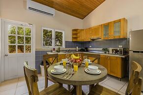 Deluxe Mansion Steps to Beach Pool Sea Views