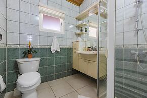 Deluxe Mansion Steps to Beach Pool Sea Views