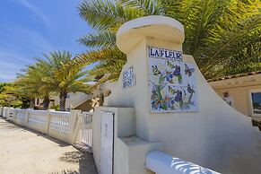 Deluxe Mansion Steps to Beach Pool Sea Views