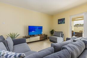 Remodeled 3BR w Private Pool Close to Palmbeach