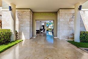 Luxury 1BR Condo Great Location Amenities