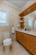 NEW Premium Luxury 2BR 3BA Pool House