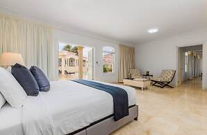 NEW Premium Luxury 2BR 3BA Pool House