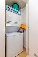 2BR Duplex Palmaruba Condos w Great Location