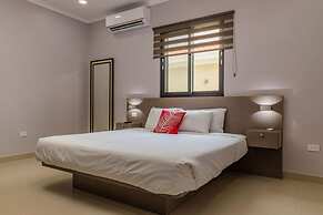 NEW 6BR Villa w Pool Across Street Palmbeach