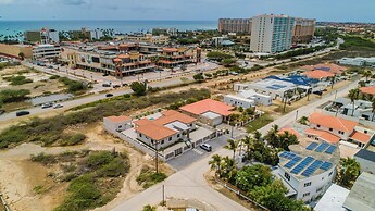 NEW 6BR Villa w Pool Across Street Palmbeach