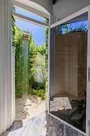 Private Retreat w 5 BR Spa Pool Jacuzzi