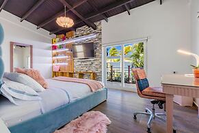 Private Retreat w 5 BR Spa Pool Jacuzzi