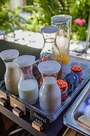 Private Retreat w 5 BR Spa Pool Jacuzzi