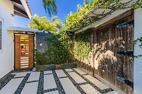 Private Retreat w 5 BR Spa Pool Jacuzzi