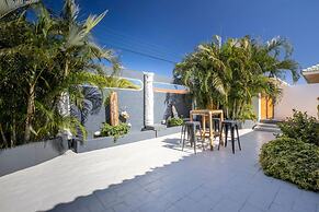 Private Retreat w 5 BR Spa Pool Jacuzzi