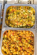 Private Retreat w 5 BR Spa Pool Jacuzzi