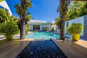 Private Retreat w 5 BR Spa Pool Jacuzzi