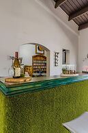 Private Retreat w 5 BR Spa Pool Jacuzzi