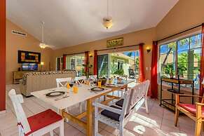 Spacious 5BR Home w Amazing Garden Privatepool