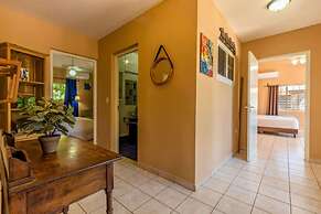 Spacious 5BR Home w Amazing Garden Privatepool