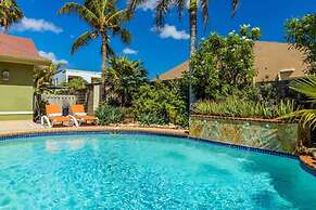 Spacious 5BR Home w Amazing Garden Privatepool