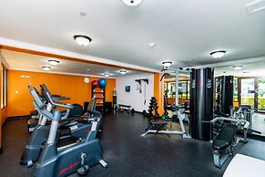 3BR 3BA Duplex w Amazing Views Pool Amenities