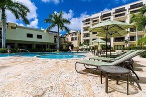 3BR 3BA Duplex w Amazing Views Pool Amenities