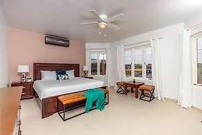 Outstanding Oasis 7BR 7BA Villa With Private Pool