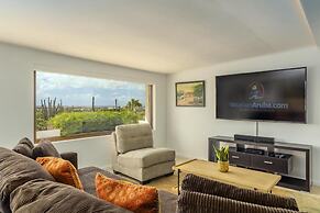 Breathtaking Views 2br3ba Private Pool Large Space