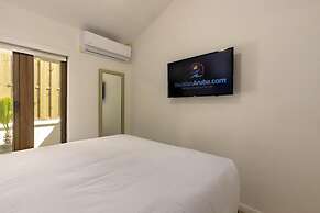 Breathtaking Views 2br3ba Private Pool Large Space