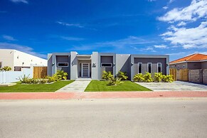 NEW 3BR 3BA Villa w Modern Decor and Private Pool