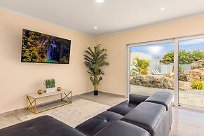 NEW 3BR 3BA Villa w Modern Decor and Private Pool