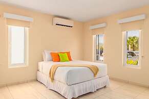 NEW 3BR 3BA Villa w Modern Decor and Private Pool