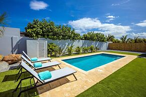 NEW 3BR 3BA Villa w Modern Decor and Private Pool