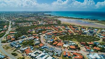 NEW 3BR 3BA Villa w Modern Decor and Private Pool