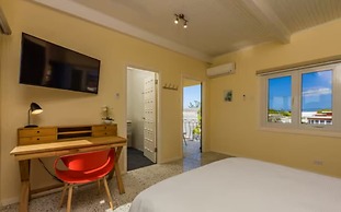 NEW 6br6 5BA Villa 200m to Beach w Privatepool