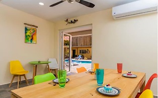 NEW 6br6 5BA Villa 200m to Beach w Privatepool