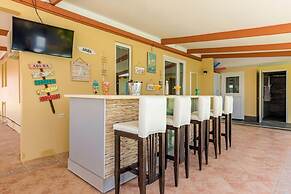 Amazing 3BR Villa w Large Private Pool Gameroom