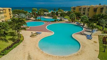 2BR 3BA Condo on Eagle Beach w Amazing Amenities