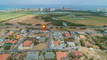 4BR 4BA Villa w Private Pool Eagle Palm Beach