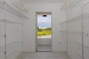 4BR 4BA Villa w Private Pool Eagle Palm Beach