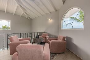 4BR 4BA Villa w Private Pool Eagle Palm Beach