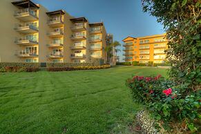 Ocean Front 2BR 2BA w Amazing Beach