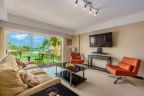 Ocean Front 2BR 2BA w Amazing Beach